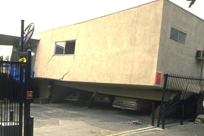 Image: Collapsed multi-unit soft-story building