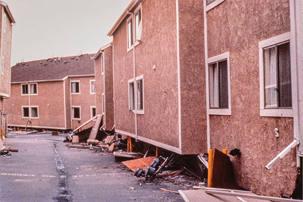 Image: Collapsed building